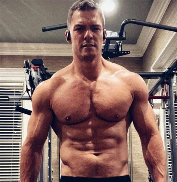 Alan Ritchson 6 by ItsaDavid on DeviantArt