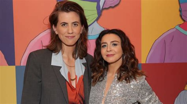 Amelia Shepherd, (Caterina Scorsone) Dating? Trending News Buzz
