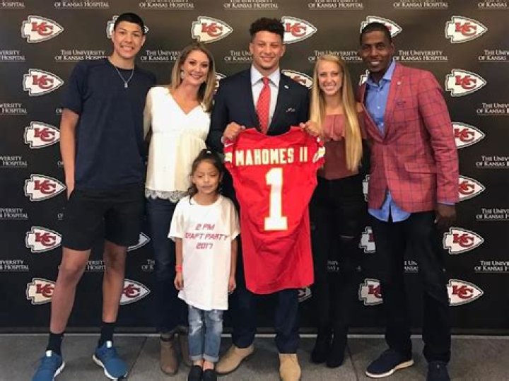 Are Patrick Mahomes&rsquo; Parents Still Married? Inside Chiefs&rsquo; QB&rsquo;s Family