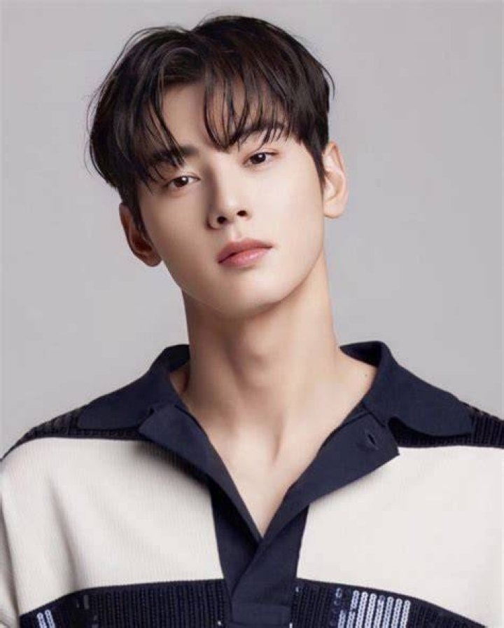 ASTRO&rsquo;s Cha Eun Woo And Song Ji Hyo Share Stories About Getting Dumped