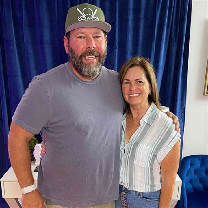 Bert Kreischer&rsquo;s Wife LeeAnn Kreischer Wiki and Facts about the