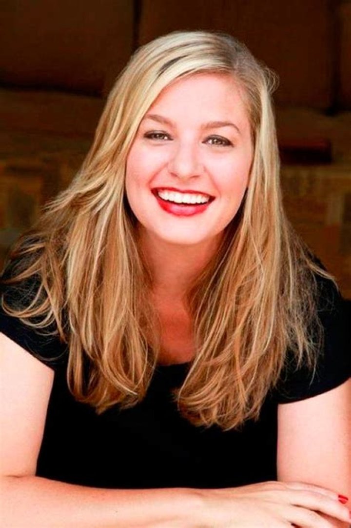 Christina Pazsitzky explores farts and philosophy Cincinnati CityBeat