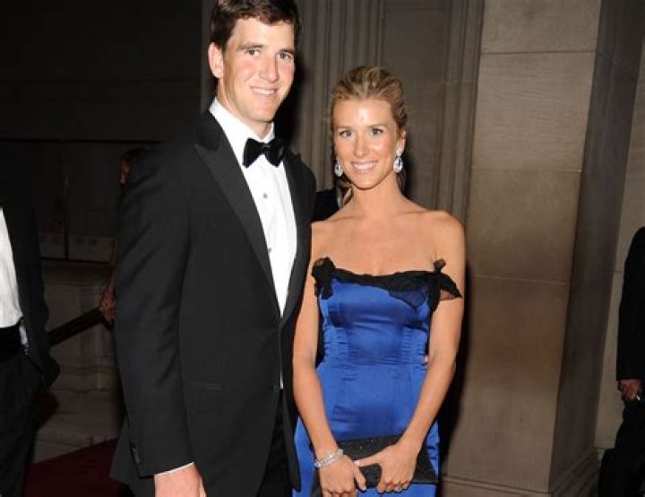 Eli Manning & Abby McGrew See Pics Of The Couple Hollywood Life