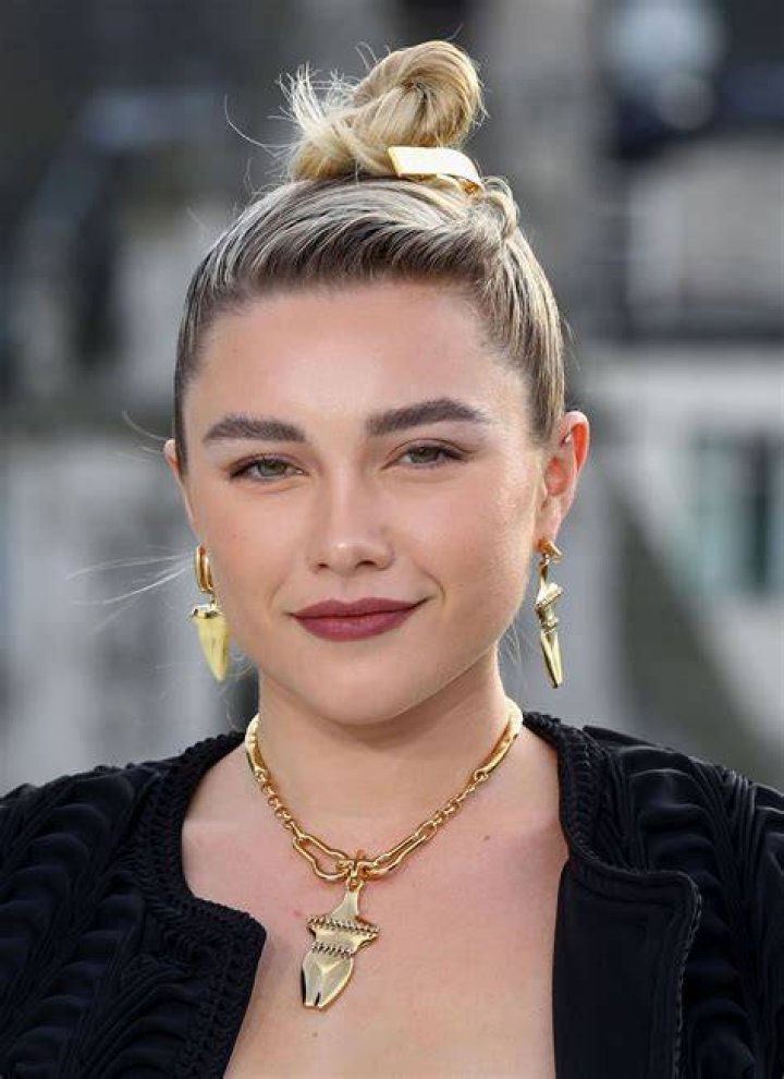 Florence Pugh's Mom Got High with Snoop Dogg at Oscars Party