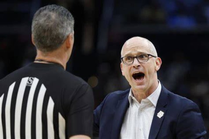 Is Dan Hurley Related To Bobby Hurley? Are They Brothers?