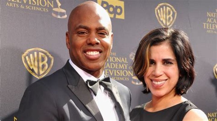 Is Kevin Frazier married? Bio Wife, Net Worth, Family, Daughter