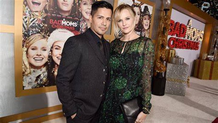 Jay Hernandez’s Wife All About Daniella Deutscher Hollywood Life