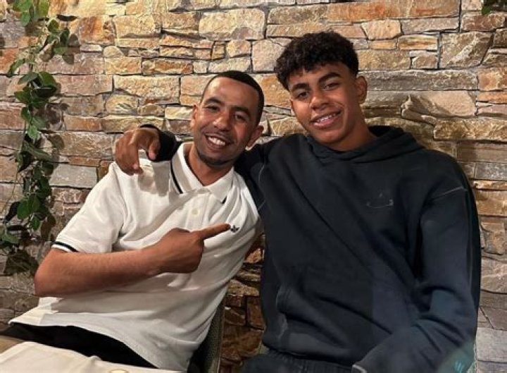 Lamine Yamal’s father clarifies if Barça’s canterano has already chosen