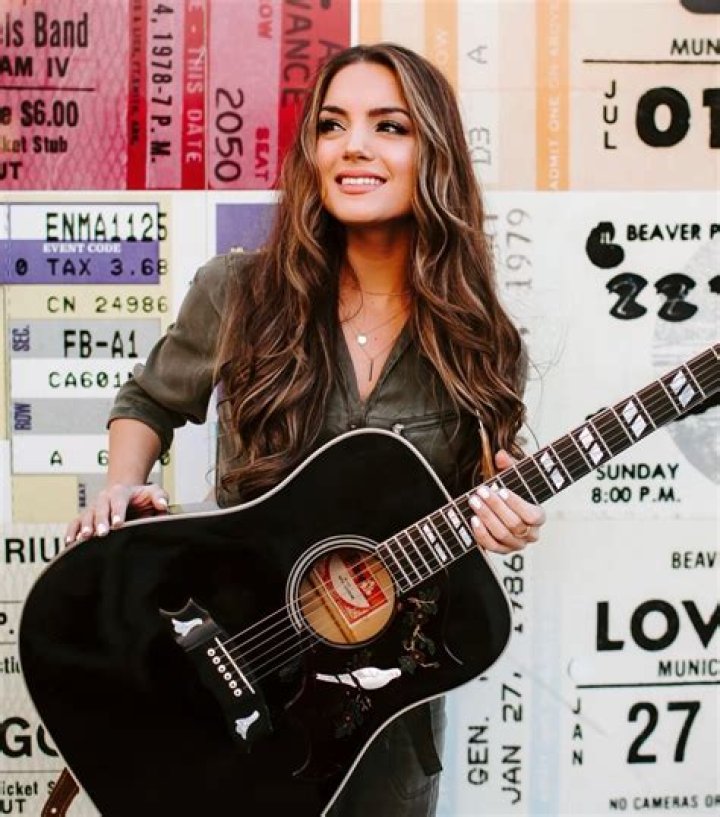 Lauren Mascitti Station Inn