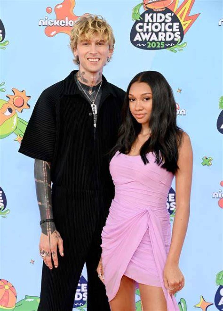 Machine Gun Kelly, Daughter Casie’s Sweetest Moments Photos