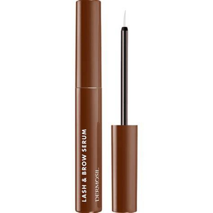 NEU LASH BROW SERUM von Sara Pavo &mdash; SARA PAVO COSMETICS Dein