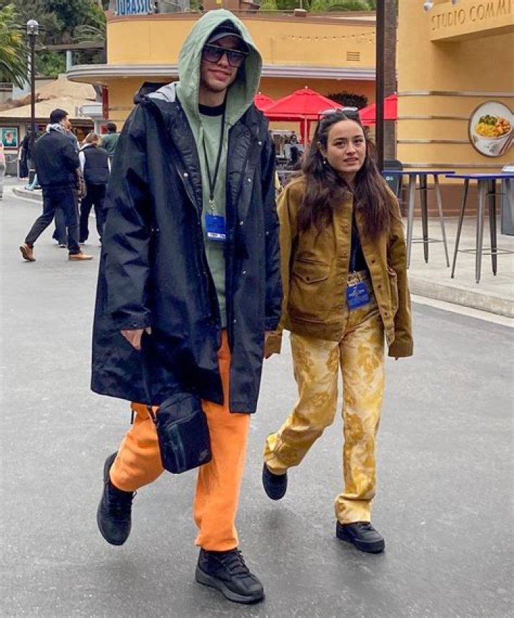 Pete Davidson, Chase Sui Wonders crashes into Beverly Hills home cops