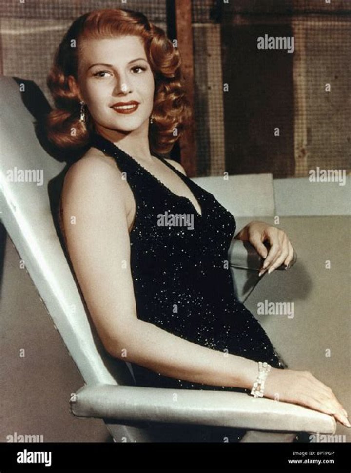 Rita Hayworth, c 1945 &laquo; MyConfinedSpace