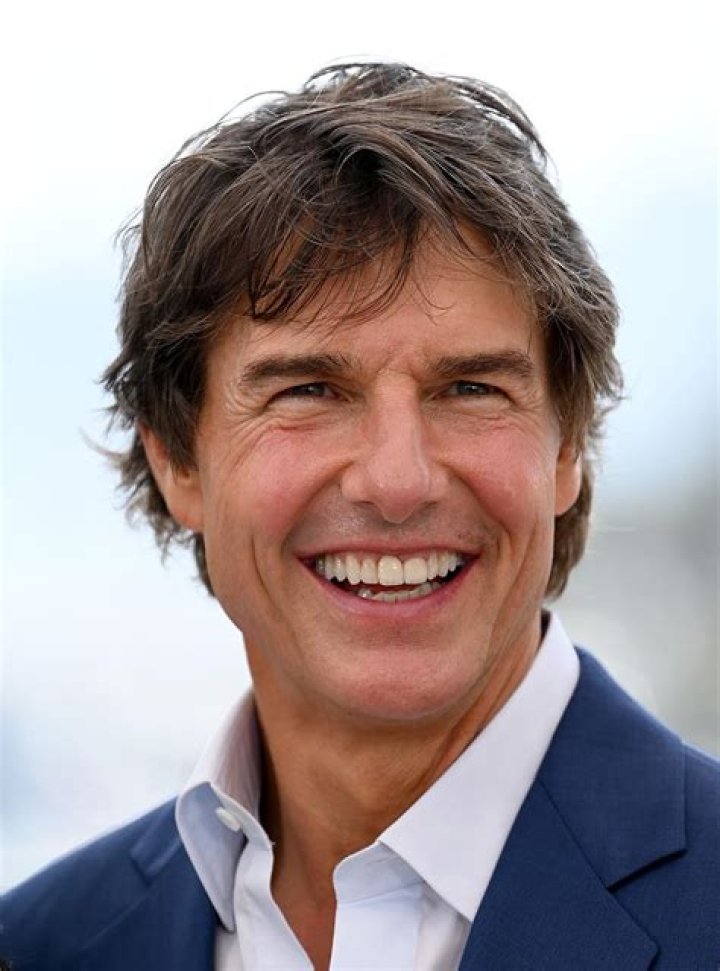 Tom Cruise Height, Biography 2022, Age, Net Worth, Weight!