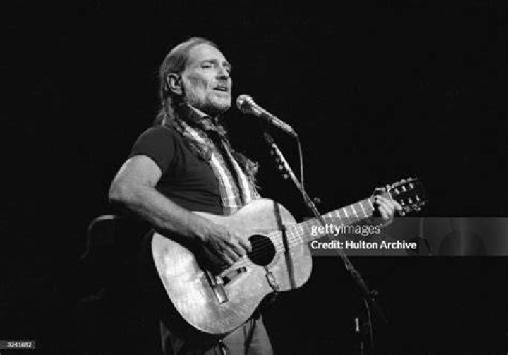 Willie Nelson's Publicist Denies Reports He's 'Deathly Ill'