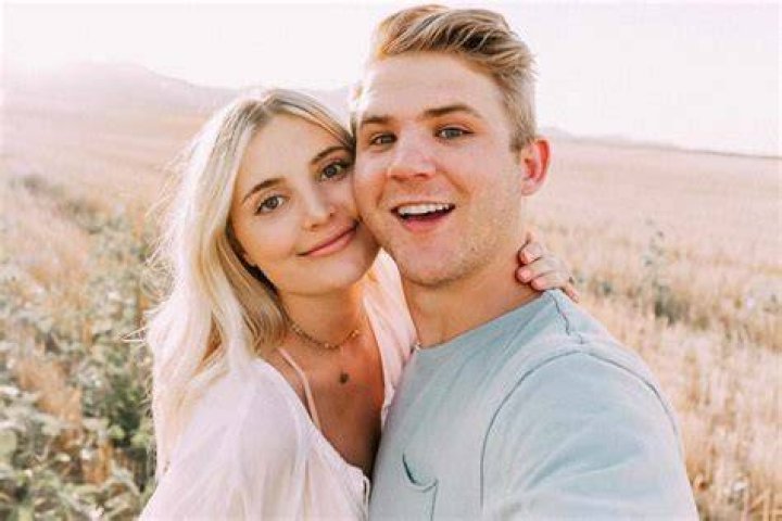Youtuber Aspyn Ovard Divorce Navigating Life&rsquo;s Unexpected Twists